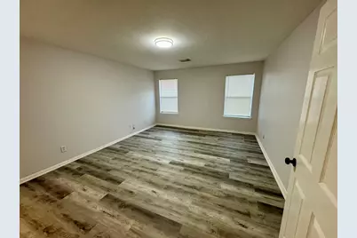 1910 Plum Falls Lane, Pearland, TX 77581 - Photo 19