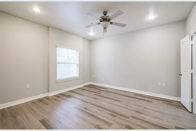 3501 Chenevert Street #7, Houston, TX 77004 - Photo 17