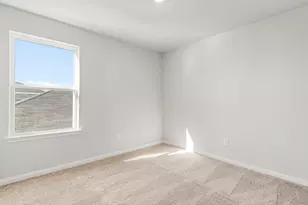 8205 Sunberry Shadow Dr, Houston, TX 77016 - Photo 13