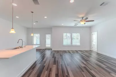 17116 Coneflower Place, Conroe, TX 77385 - Photo 9
