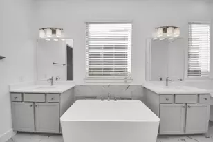 9507 Chateau Hill, Manvel, TX 77578 - Photo 13