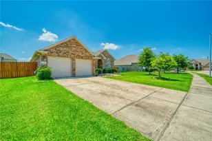 9515 Taylor Ln, Mont Belvieu, TX 77523 - Photo 5