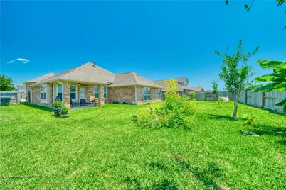 9515 Taylor Lane, Mont Belvieu, TX 77523 - Photo 35