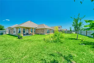 9515 Taylor Ln, Mont Belvieu, TX 77523 - Photo 35