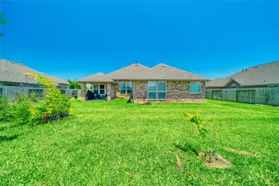 9515 Taylor Lane, Mont Belvieu, TX 77523 - Photo 37