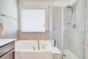 9515 Taylor Ln, Mont Belvieu, TX 77523 - Photo 25