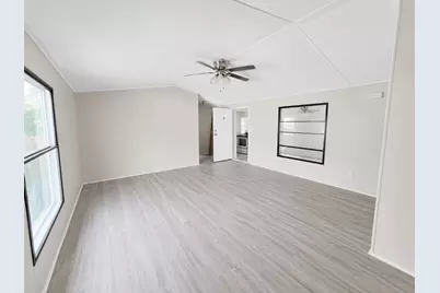 142 Aspen, Livingston, TX 77351 - Photo 9