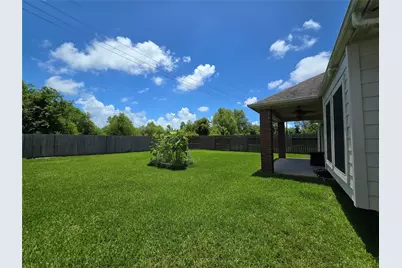 215 Danna Street, Baytown, TX 77523 - Photo 35