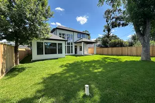 9710 Larston St, Houston, TX 77055 - Photo 17