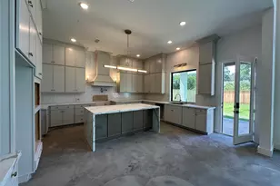 9710 Larston St, Houston, TX 77055 - Photo 3