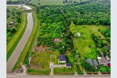 7812 Wade Road, Baytown, TX 77521 - Photo 19