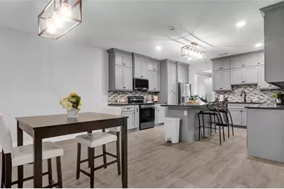 7812 Wade Road, Baytown, TX 77521 - Photo 9