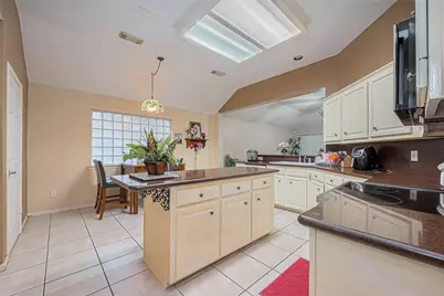 10323 Emerald Pine Drive, Houston, TX 77070 - Photo 9