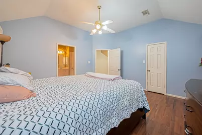 10323 Emerald Pine Drive, Houston, TX 77070 - Photo 17
