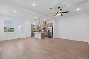 5222 Sage Hls Dr, Iowa Colony, TX 77578 - Photo 11