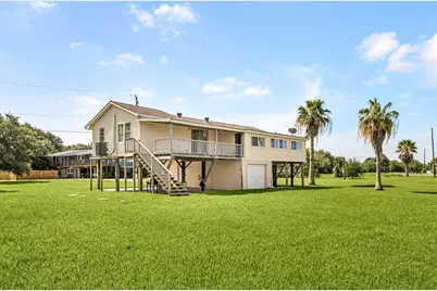 8805 Harbour Drive, Dickinson, TX 77539 - Photo 25