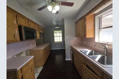 509 Bobcat Lane, Daisetta, TX 77533 - Photo 5