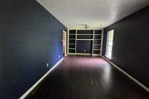 509 Bobcat Ln, Daisetta, TX 77533 - Photo 9