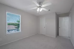 131 Sunset Falls Dr, La Marque, TX 77568 - Photo 33