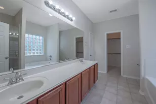 131 Sunset Falls Dr, La Marque, TX 77568 - Photo 21