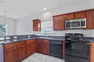131 Sunset Falls Dr, La Marque, TX 77568 - Photo 17