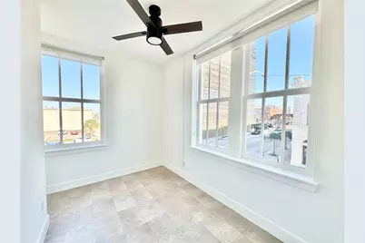 2102 Mechanic Street #202, Galveston, TX 77550 - Photo 3