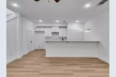 8407 Mahalia Unit A/B Drive, Houston, TX 77088 - Photo 7