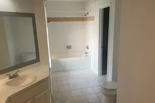 12915 Ashford Knoll Dr, Houston, TX 77082 - Photo 13