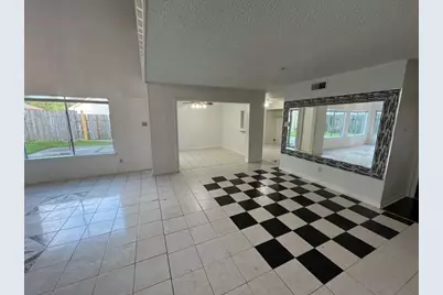 12915 Ashford Knoll Drive, Houston, TX 77082 - Photo 3