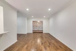 357 N Post Oak Ln, Houston, TX 77024 - Photo 9