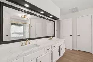 7939 Green Lawn Dr, Houston, TX 77088 - Photo 37