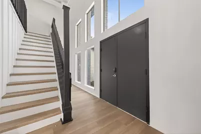 7939 Green Lawn Drive, Houston, TX 77088 - Photo 9