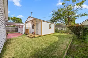 6443 Lawndale St, Houston, TX 77023 - Photo 17