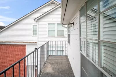 4431 Castle Court, Houston, TX 77006 - Photo 15