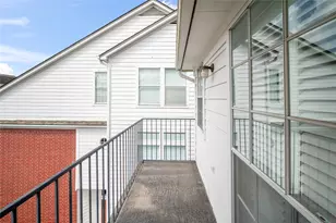 4431 Castle Ct, Houston, TX 77006 - Photo 15