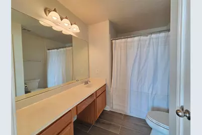 10903 Windfern Lakes Street, Houston, TX 77064 - Photo 11