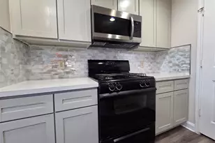10903 Windfern Lakes St, Houston, TX 77064 - Photo 5