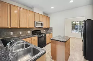 18519 Alemarble Oak St, Cypress, TX 77429 - Photo 11