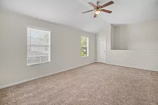 18519 Alemarble Oak St, Cypress, TX 77429 - Photo 9