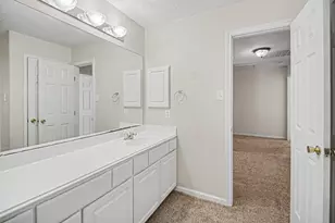 18519 Alemarble Oak St, Cypress, TX 77429 - Photo 17