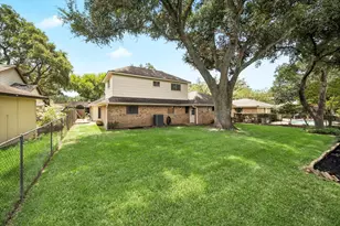 114 Camellia St, Sugar Land, TX 77478 - Photo 19