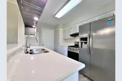 2303 Oboe Trail, League City, TX 77573 - Photo 3