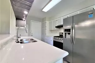 2303 Oboe Trail, League City, TX 77573 - Photo 3