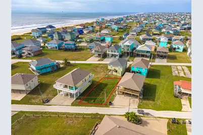 955 Fisherman Drive S, Crystal Beach, TX 77650 - Photo 3