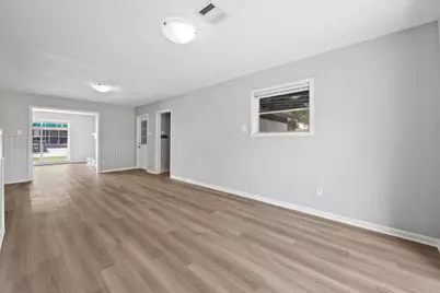 509 N Winfree Street, Dayton, TX 77535 - Photo 7