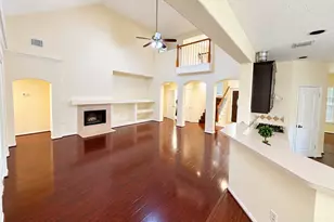 707 S Marathon Way, Stafford, TX 77477 - Photo 5