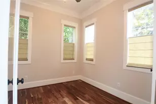 8610 Ashland Way, Houston, TX 77055 - Photo 9