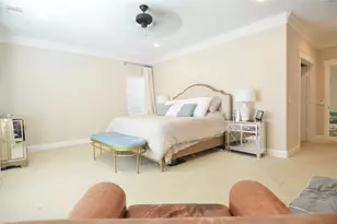 8610 Ashland Way, Houston, TX 77055 - Photo 17