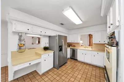 6523 Oakland Hills Drive, Houston, TX 77069 - Photo 23