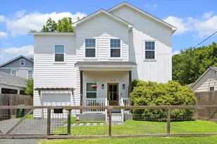 917 Moody St, Houston, TX 77009 - Photo 1